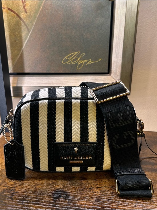 Kurt Geiger Handbags - Kurt Geiger Black & White Crossbody Camera Bag-NWOT